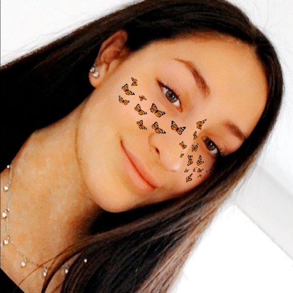 Meet your Posher, Julia - Picture 1 of 1